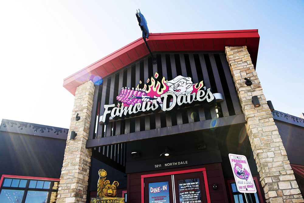 Famous Dave's Restaurants