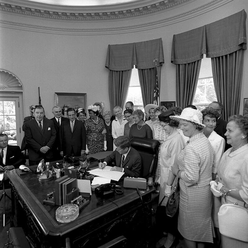 John F. Kennedy Signs Equal Pay Act